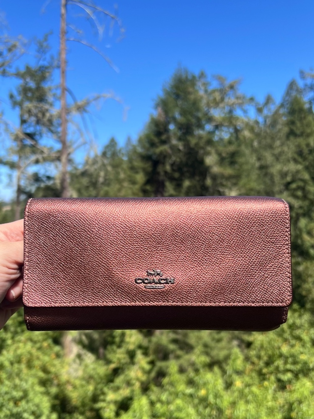VINTAGE COACH Metallic Burgundy Crossgrain Leather Trifold Wallet AUTHENTIC